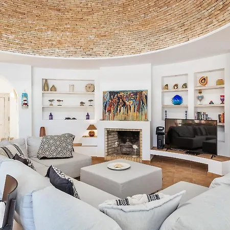 Dome By Ocvillas